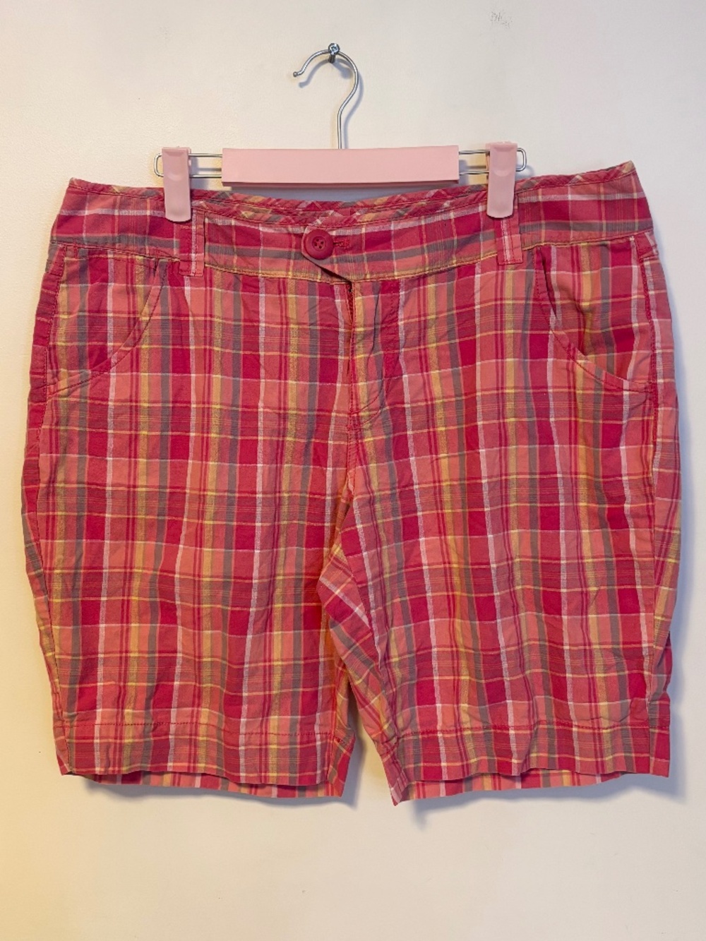Route 66 Cotton Mid Rise Bermuda Chino Shorts Red Yellow Plaid Womens Size 13 14